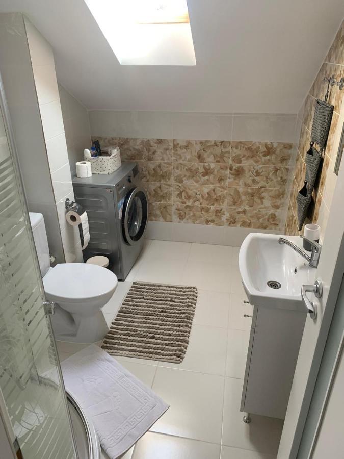 יאשי Simona Apartament Palas Mall מראה חיצוני תמונה