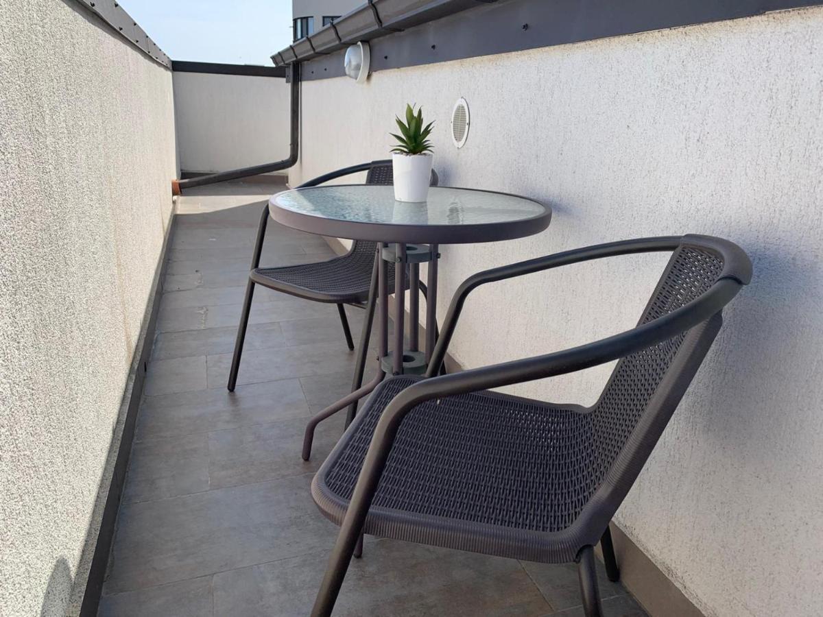 יאשי Simona Apartament Palas Mall מראה חיצוני תמונה