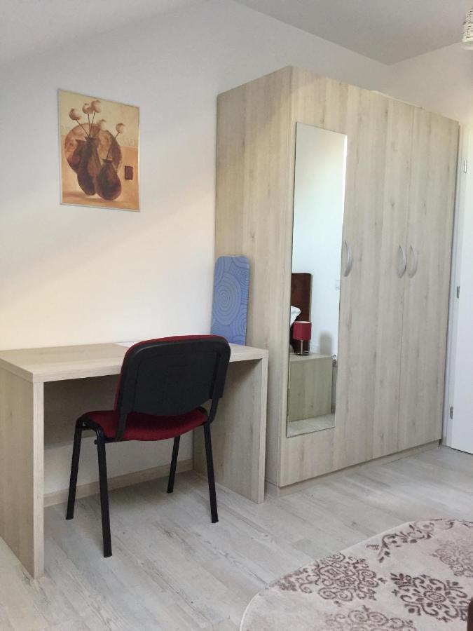יאשי Simona Apartament Palas Mall מראה חיצוני תמונה