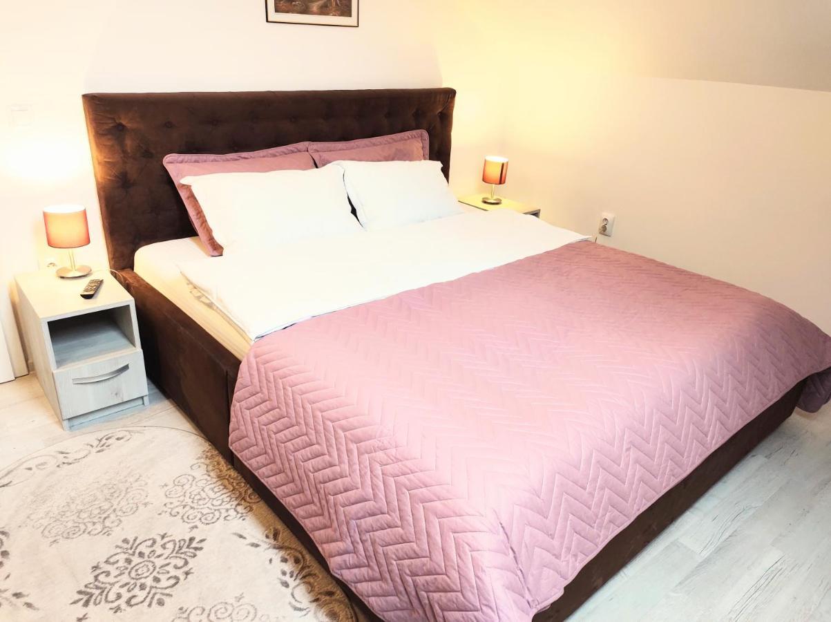 יאשי Simona Apartament Palas Mall מראה חיצוני תמונה